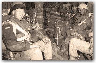 Suez 56 - General “Tubby” Butler with 3 para just before making the assault on el Gammil